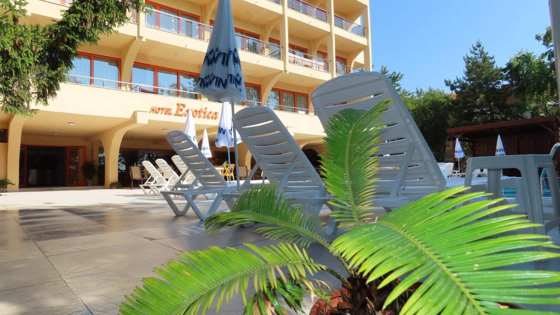 Hotel Exotica Golden Sands Exteriör bild