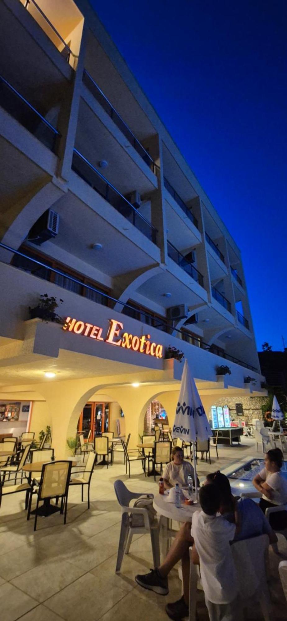 Hotel Exotica Golden Sands Exteriör bild